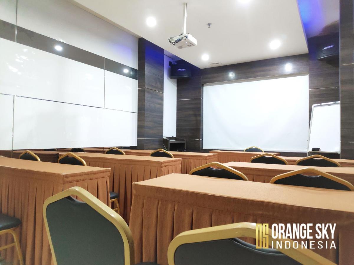 Os Hotel Airport Batam Buitenkant foto