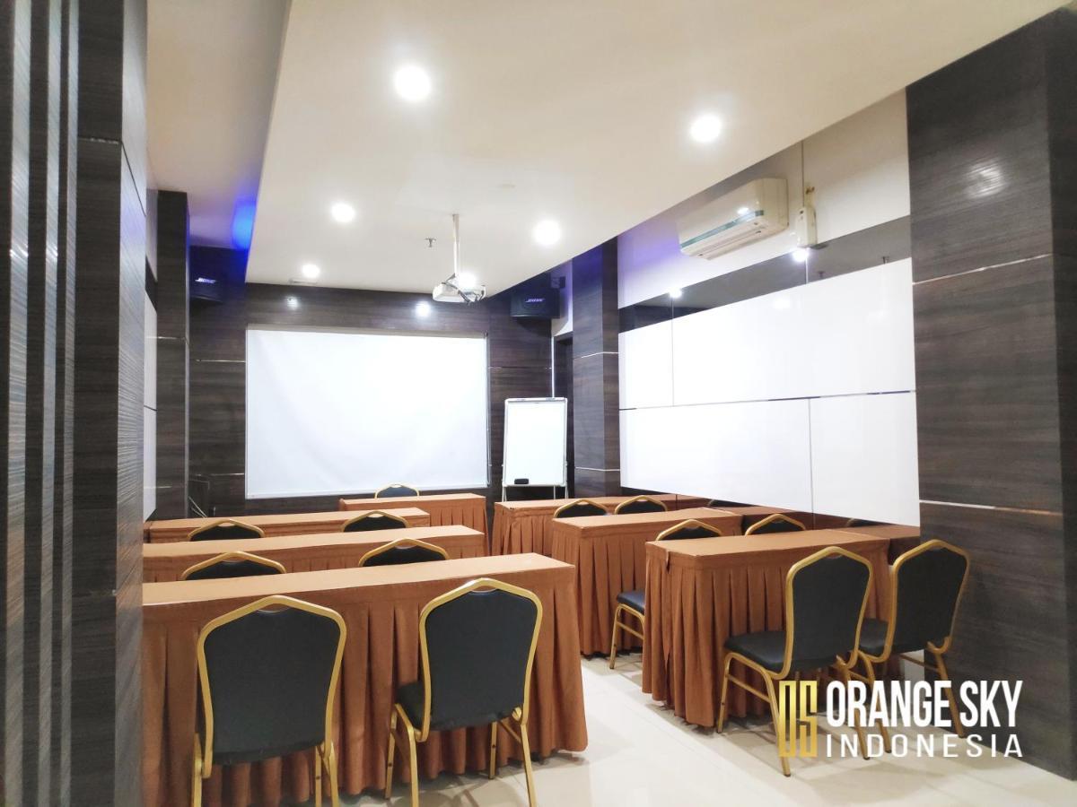 Os Hotel Airport Batam Buitenkant foto